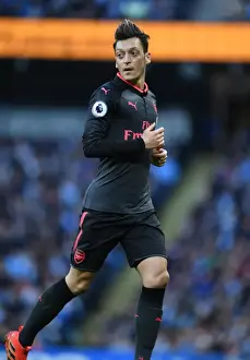 Manchester City V Arsenal 2017-18 Prints: Mesut Ozil: In Action for Arsenal Against Manchester City (2017-18)