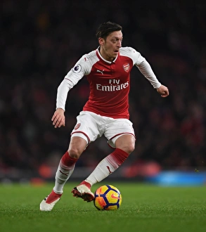 Mesut Ozil in Action: Arsenal vs Everton, Premier League 2017-18