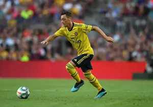 Mesut Ozil in Action: Arsenal vs. FC Barcelona (2019-20 Pre-Season Friendly)