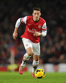 Mesut Ozil in Action: Arsenal vs Hull City, Premier League 2013-14