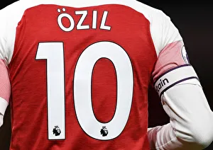 Mesut Ozil in Action: Arsenal vs Leicester City, Premier League 2018-19
