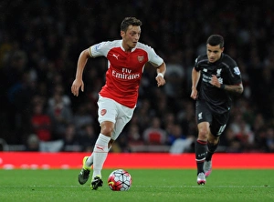 Mesut Ozil in Action: Arsenal vs. Liverpool, Premier League 2015/16