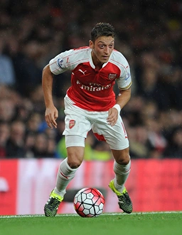 Mesut Ozil in Action: Arsenal vs. Liverpool, Premier League 2015/16