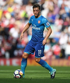 Liverpool V Arsenal 2017-18 Prints: Mesut Ozil in Action: Arsenal vs. Liverpool (2017-18)