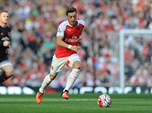 Arsenal V Manchester United 2015/16 Prints: Mesut Ozil in Action: Arsenal vs Manchester United, Premier League 2015/16