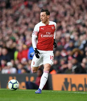 Arsenal V Manchester United 2018-19 Prints: Mesut Ozil in Action: Arsenal vs Manchester United, Premier League 2018-19