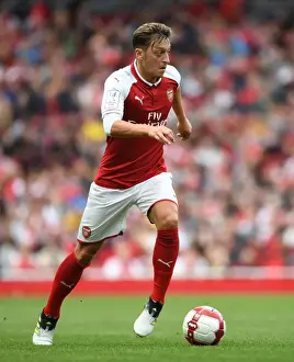 Mesut Ozil in Action: Arsenal vs Sevilla FC - Emirates Cup 2017-18