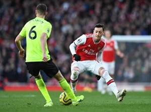 Images Dated 18th January 2020: Mesut Ozil in Action: Arsenal vs Sheffield United, Premier League 2019-2020