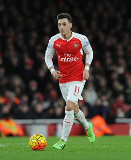 Mesut Ozil in Action: Arsenal vs Southampton, Premier League 2015-16