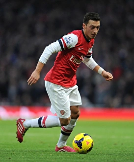Mesut Ozil in Action: Arsenal vs Southampton, Premier League 2013-14