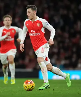 Arsenal V Southampton 2015-16 Prints: Mesut Ozil in Action: Arsenal vs. Southampton (Premier League 2015-16)