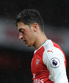 Mesut Ozil in Action: Arsenal vs Stoke City, Premier League 2016-17
