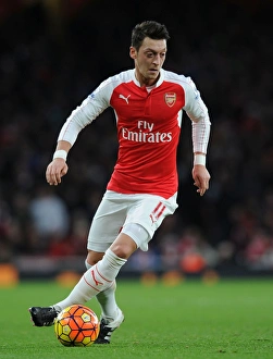 Arsenal Sunderland 2015-16 Prints: Mesut Ozil in Action: Arsenal vs. Sunderland, Premier League 2015-16