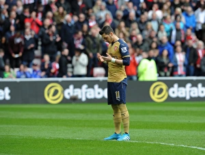 Sunderland V Arsenal 2015-16 Prints: Mesut Ozil in Action: Arsenal vs. Sunderland, Premier League 2015-16