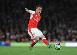 Arsenal V Sunderland 2016-17 Prints: Mesut Ozil in Action: Arsenal vs Sunderland, Premier League 2016-17