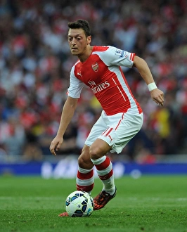 Arsenal V Tottenham Hotspur 2014-15 Prints: Mesut Ozil in Action: Arsenal vs. Tottenham Hotspur, Premier League 2014-15