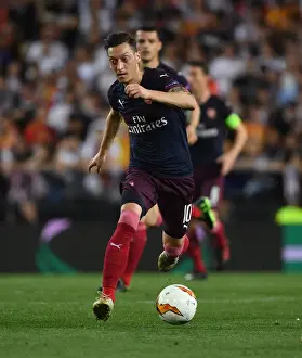 Valencia CF V Arsenal 2018-19 Prints: Mesut Ozil in Action: Arsenal vs Valencia - UEFA Europa League Semi-Final