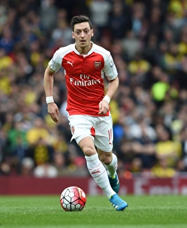 Mesut Ozil in Action: Arsenal vs. Watford, Premier League 2015-16