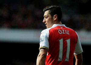 Mesut Ozil in Action: Arsenal vs. Watford, Premier League 2015-16
