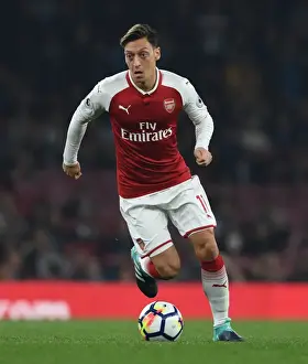 Mesut Ozil in Action: Arsenal vs. West Bromwich Albion, Premier League 2017-18