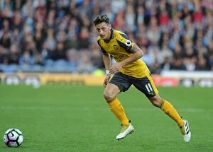 Images Dated 2nd October 2016: Mesut Ozil in Action: Burnley vs. Arsenal, Premier League 2016-17