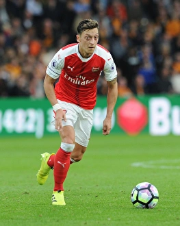 Mesut Ozil in Action: Hull City vs Arsenal, Premier League 2016-17