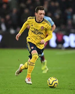 Mesut Ozil in Action: West Ham United vs. Arsenal FC, Premier League 2019-20