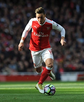 Arsenal V Swansea City 2016-17 Prints: Mesut Ozil: Arsenal vs Swansea City, Premier League 2016-17 - In Action