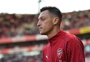 Images Dated 29th September 2018: Mesut Ozil: Arsenal's No. 10 Ready for Action against Watford (2018-19)