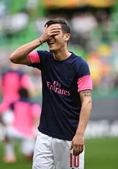 Sporting Lisbon V Arsenal 2018-19 Prints: Mesut Ozil: Arsenal's Star Ready for Europa League Battle Against Sporting Lisbon