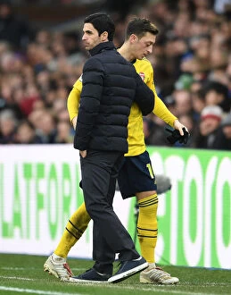 Images Dated 11th January 2020: Mesut Ozil Bids Farewell to the Arsenal Bench: Mikel Arteta's Replacement Unveiled at Crystal
