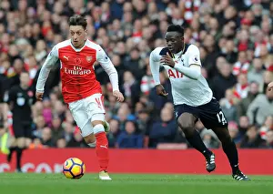 Mesut Ozil Breaks Past Wanyama: Intense Rivalry - Arsenal vs. Tottenham, Premier League 2016-17