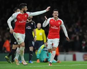 Mesut Ozil Scores First Arsenal Goal: Arsenal FC vs. GNK Dinamo Zagreb, UEFA Champions League, 2015