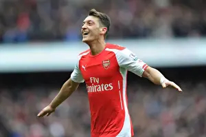 Mesut Ozil Scores the Second Goal: Arsenal vs Liverpool, Premier League 2014-15 - Arsenal Emirates Stadium