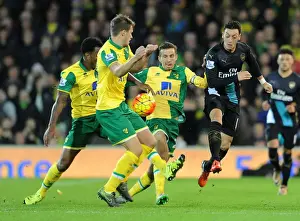 Mesut Ozil vs. Norwich Defenders: A Tactical Showdown at Carrow Road (Arsenal vs. Norwich, 2015-16)