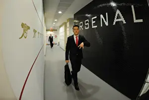 Arsenal V Liverpool 2014-15 Prints: Mesut Ozil's Arrival: Arsenal Changing Room Before Arsenal vs Liverpool (2014-15)