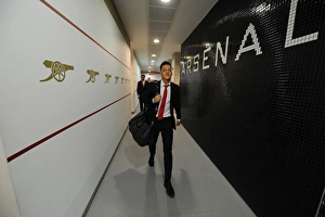 Mesut Ozil's Arrival: Arsenal vs. Chelsea, Premier League 2016-17 - The New Signing's First Match