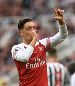 Newcastle United V Arsenal 2018-19 Prints: Mesut Ozil's Brace: Arsenal's Victory over Newcastle United (2018-19)