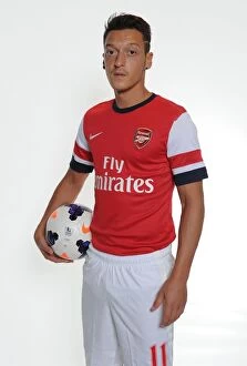 Mesut Oezil Collection: Mesut Ozil's Munich Debut: Arsenal's New Signing at Photoshoot