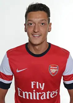 Mesut Ozil's Munich Debut: Arsenal's New Signing at Photo Shoot