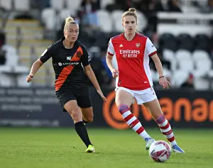 Miedema vs Bennison: A FA WSL Showdown - Arsenal Women vs Everton Women: Intense Battle at Meadow Park