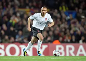 Mikael Silvestre (Arsenal). Barcelona 4: 1 Arsenal. UEFA Champions League