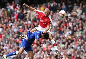 Mikael Silvestre (Arsenal) Marouane Fellaini (Everton)