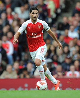 Mikel Arteta in Action: Arsenal vs. VfL Wolfsburg at Emirates Cup 2015/16