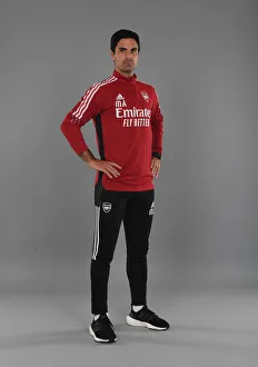 Arsenal Photocall 2021-22 Prints: Mikel Arteta at Arsenal 2021-22 First Team Photocall