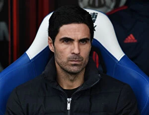 Images Dated 11th January 2020: Mikel Arteta, Arsenal Head Coach, Pre-Match at Selhurst Park (January 2020)