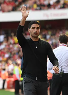 Mikel Arteta: Arsenal Manager Gears Up for Arsenal vs. Norwich City (Premier League 2021-22)