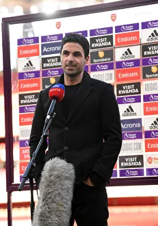 Mikel Arteta: Arsenal Manager Prepares for Arsenal vs. Everton Showdown at Emirates Stadium