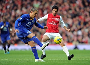 Mikel Arteta (Arsenal) Philip Neville (Everton). Arsenal 1:0 Everton Mikel Arteta (Arsenal) Philip Neville (Everton). Arsenal 1:0 Everton