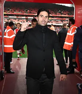 Mikel Arteta Celebrates Arsenal's Victory Over West Ham United in the Premier League